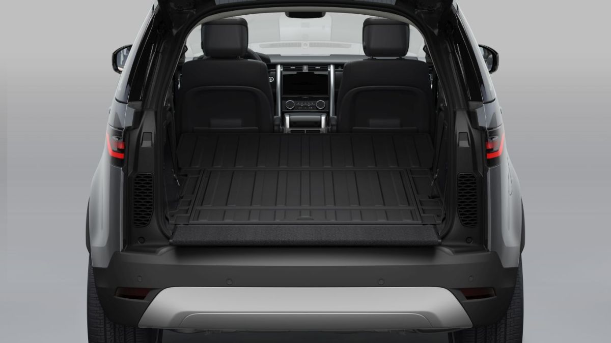 Loadspace Rubber Mat Extension - Ebony, Discovery 5 2017