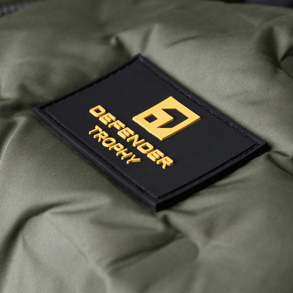 Land Rover | The Defender Collection | Trophy | Men's Insulated Hybrid ...