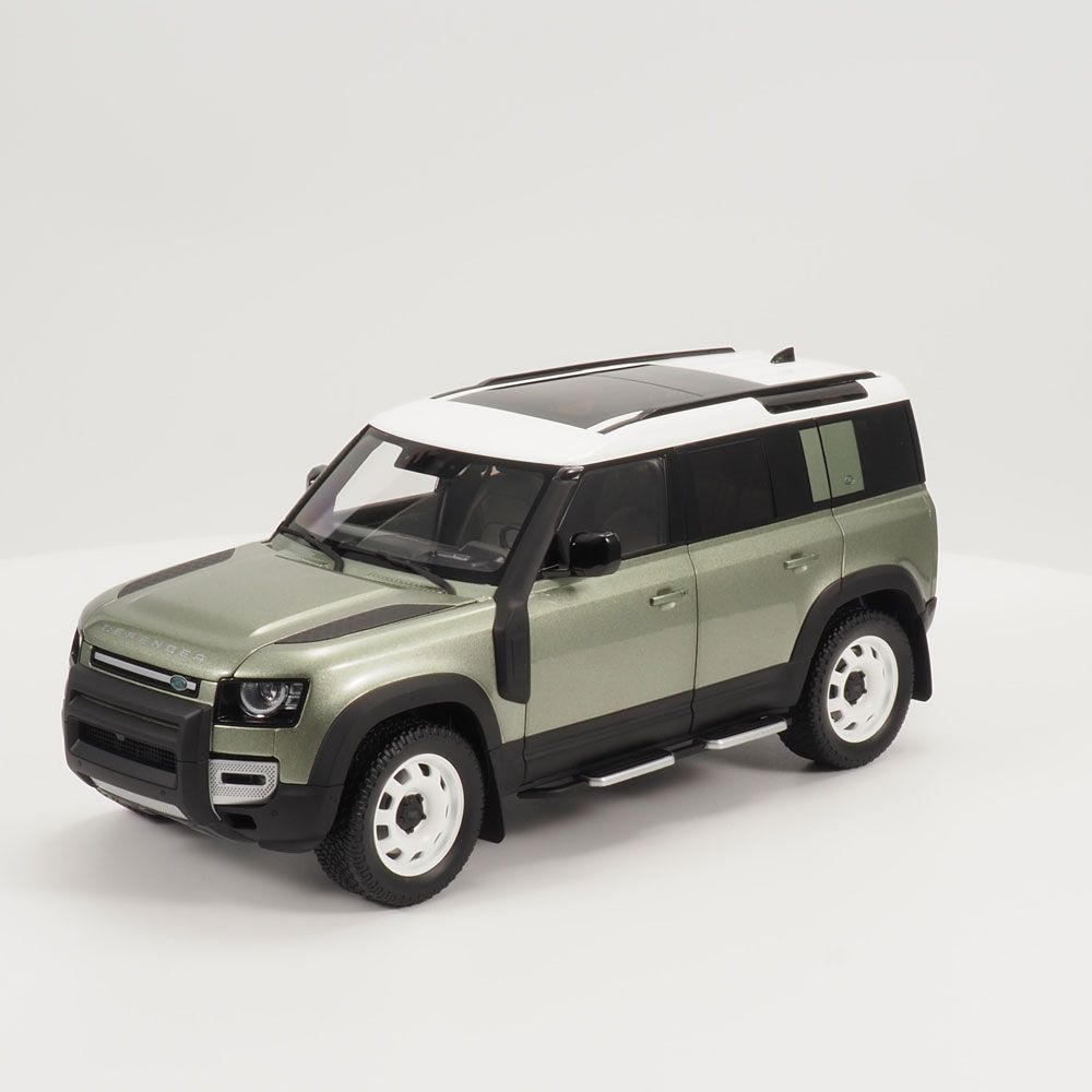 Defender 110 Scale Model 1:18 - Pangea Green