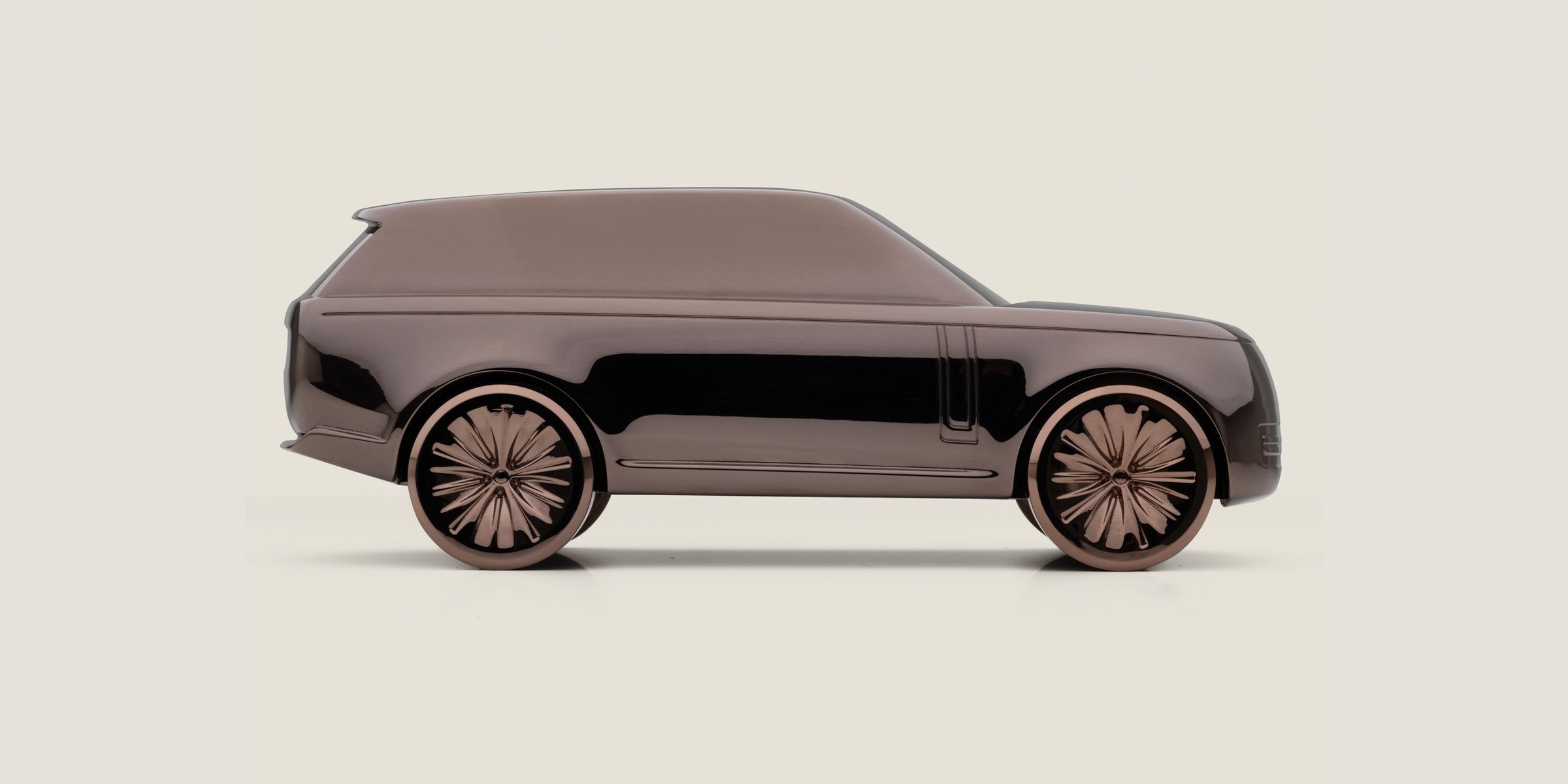 Tourmaline Brown Range Rover Sculpt